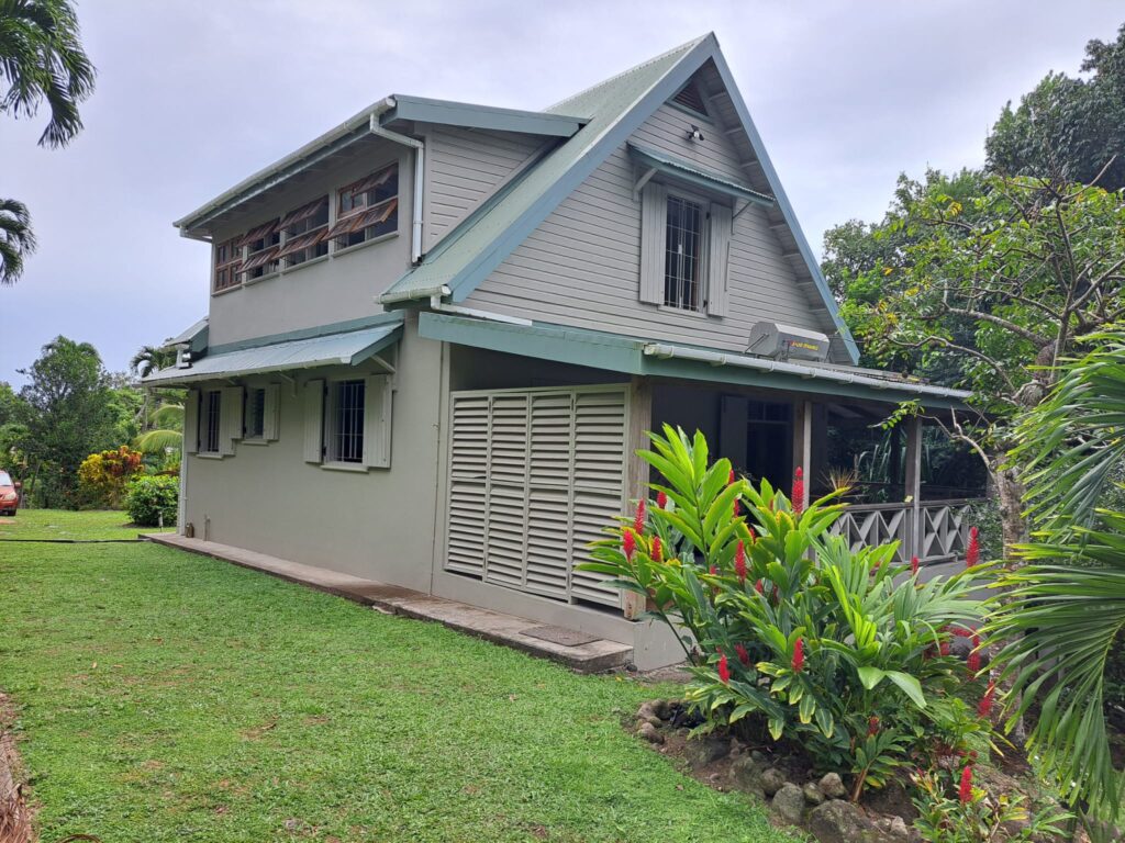 Single storey residential building at Morne Gombo, Giraudel. Five